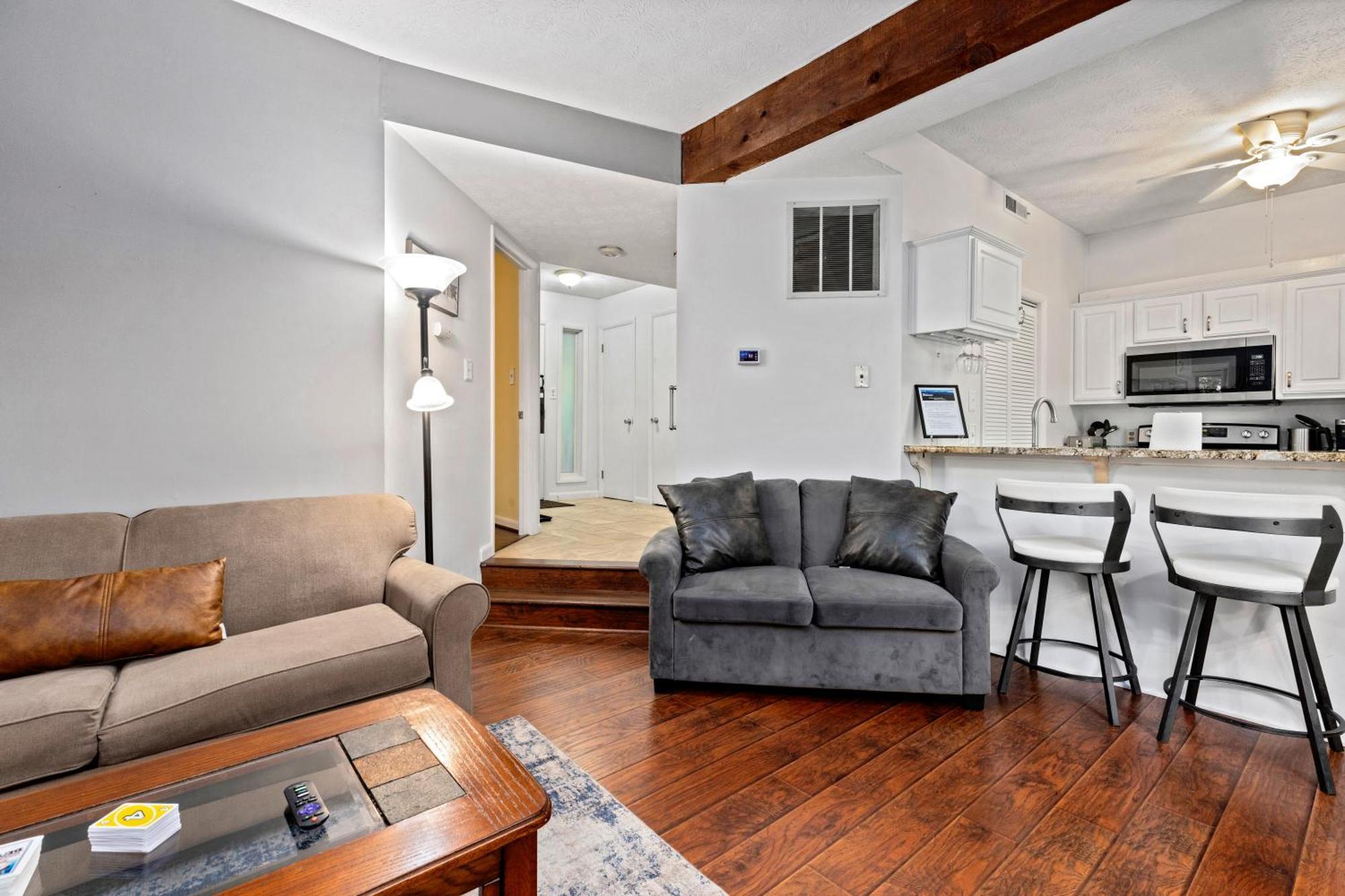 Cozy Condo In Wintergreen Resort That Sleeps 4! Lyndhurst Екстериор снимка