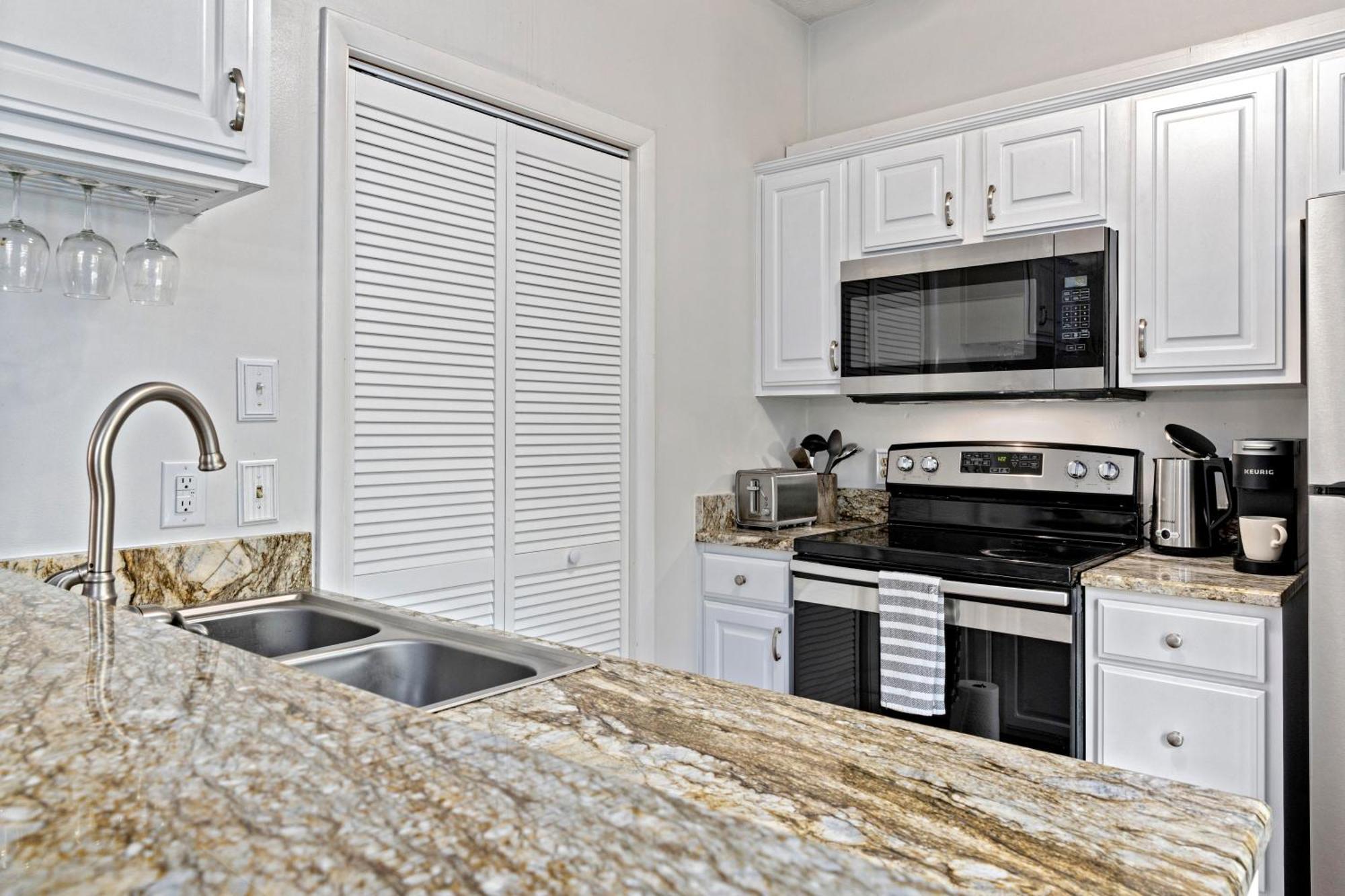 Cozy Condo In Wintergreen Resort That Sleeps 4! Lyndhurst Екстериор снимка